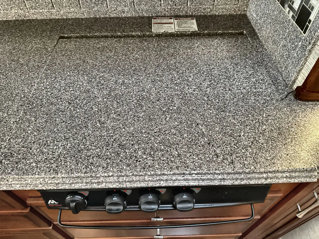 2016 Newmar Canyon Star 3914, Photos photo 9