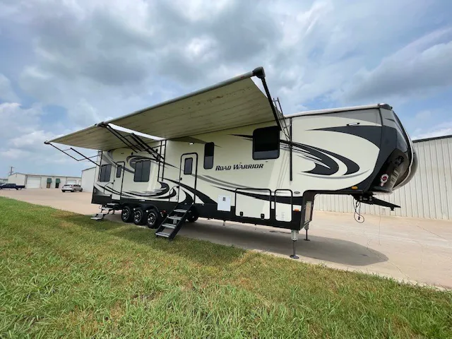 2018 Heartland Road Warrior 411