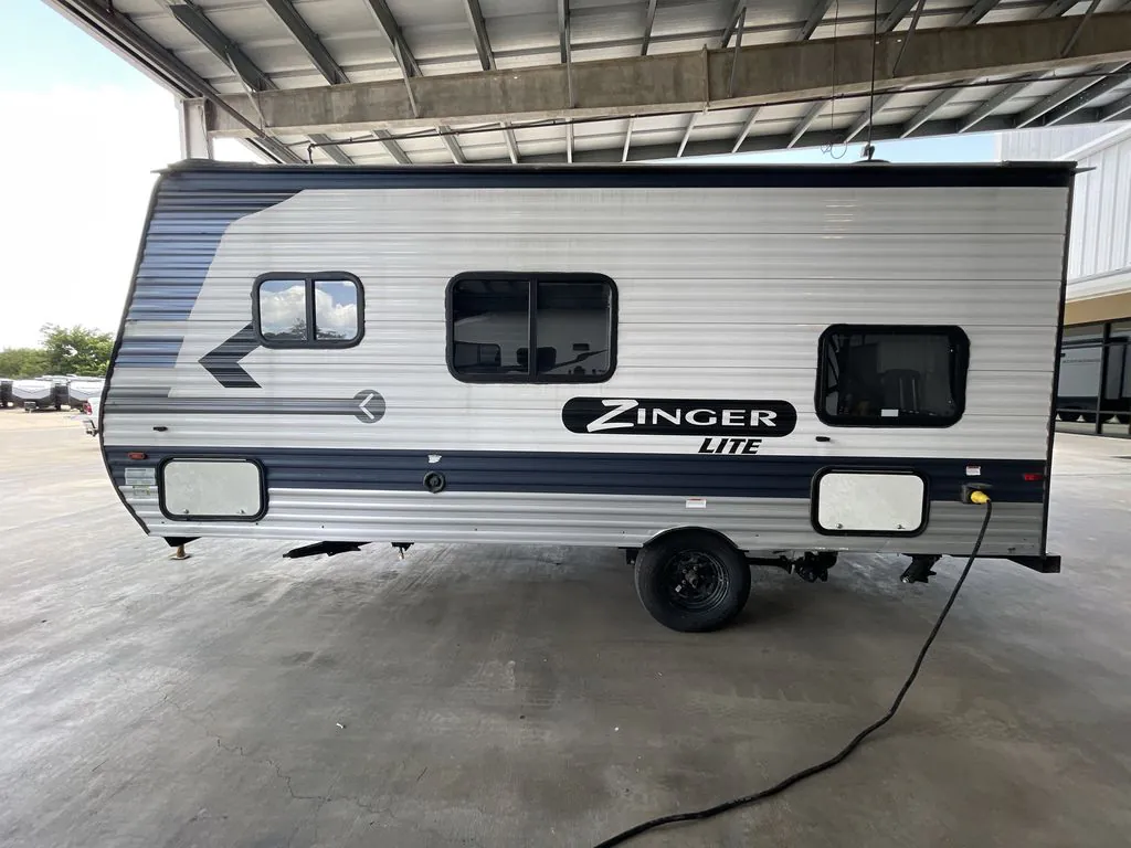 2022 CrossRoads Zinger Lite 18BH - Photo 4