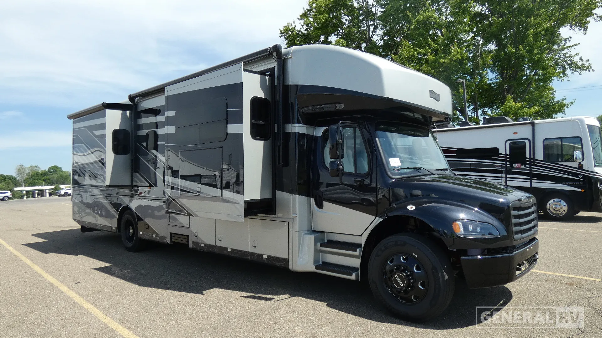 2026 Newmar Grand Star 3948 - Photo 2