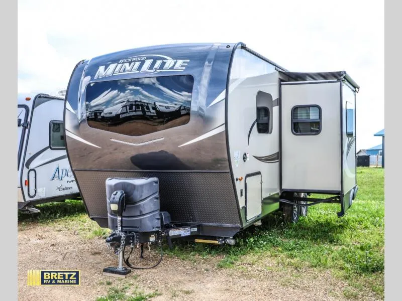 2021 Forest River Rockwood Mini Lite 2205S - Photo 2