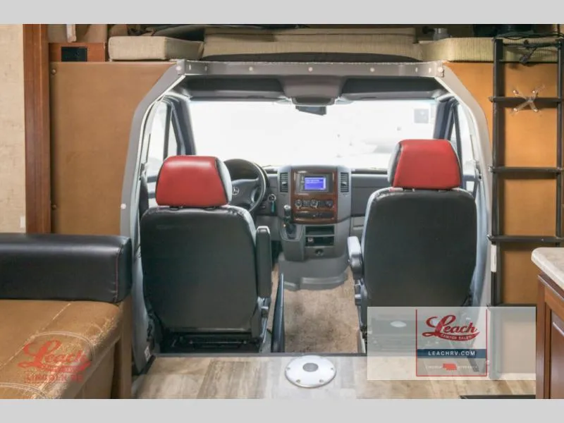 2015 Forest River RV Sunseeker MBS 2400R - Photo 4