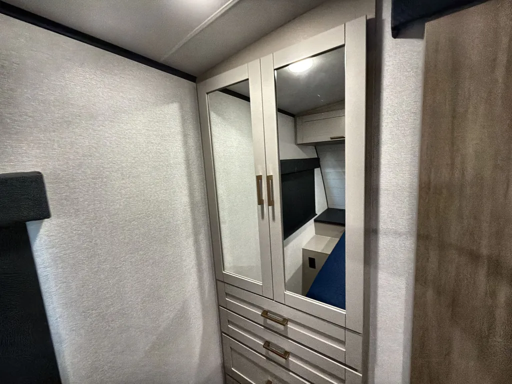 2027 Jayco Jay Feather 29BHB, Photos photo 39