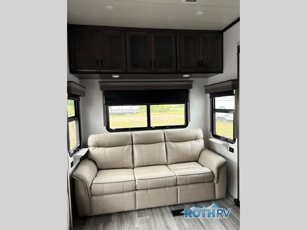 2022 Forest River Cedar Creek Champagne Edition 38EL, Photos photo 9
