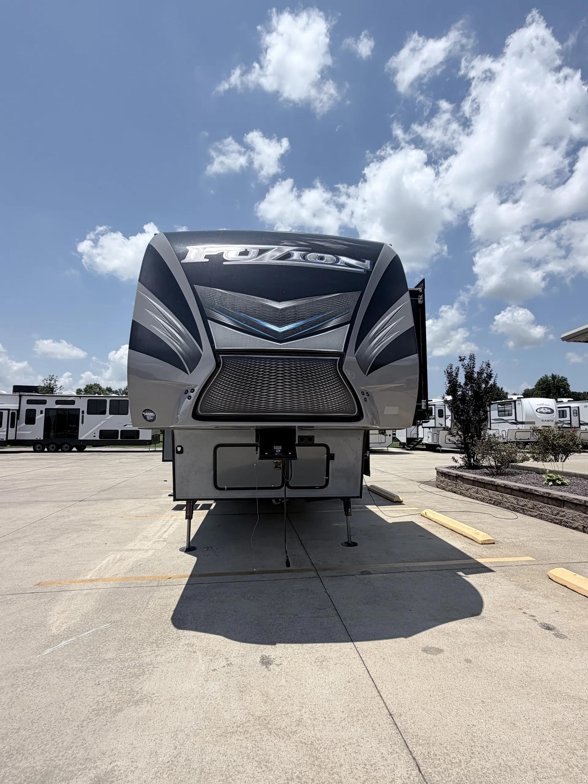 2016 Keystone Fuzion 385 - Photo 4