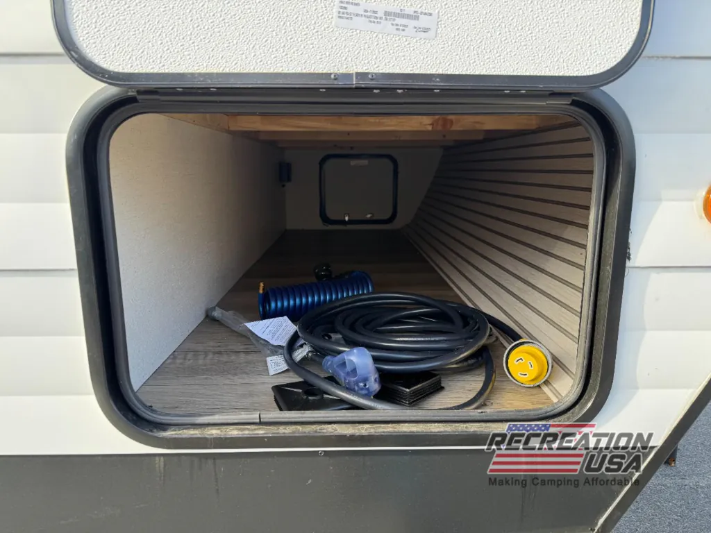 2026 Shasta RVs i-5 Edition 521CK, Photos photo 18