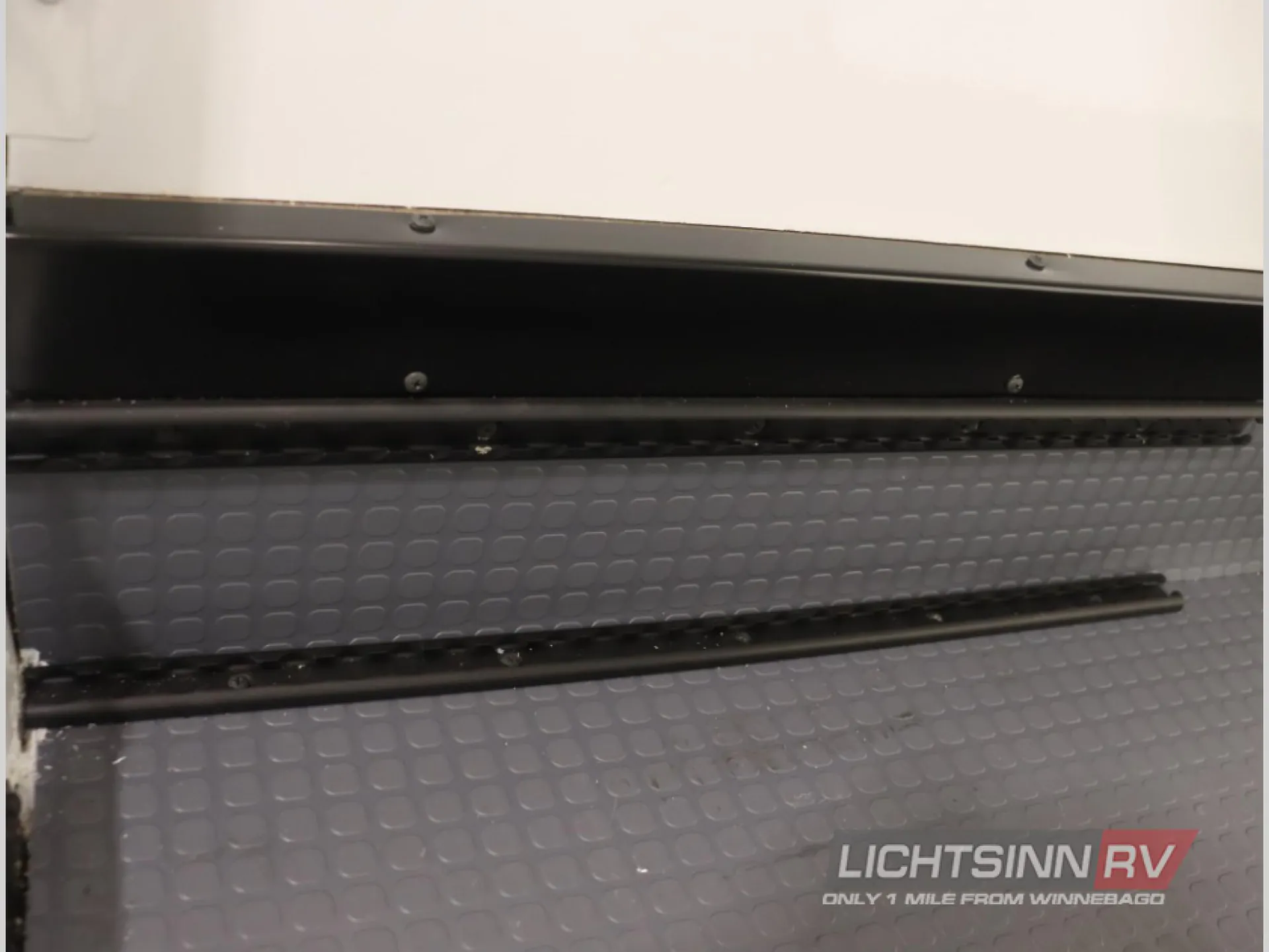 2027 Winnebago Sunflyer 24GG - Photo 3