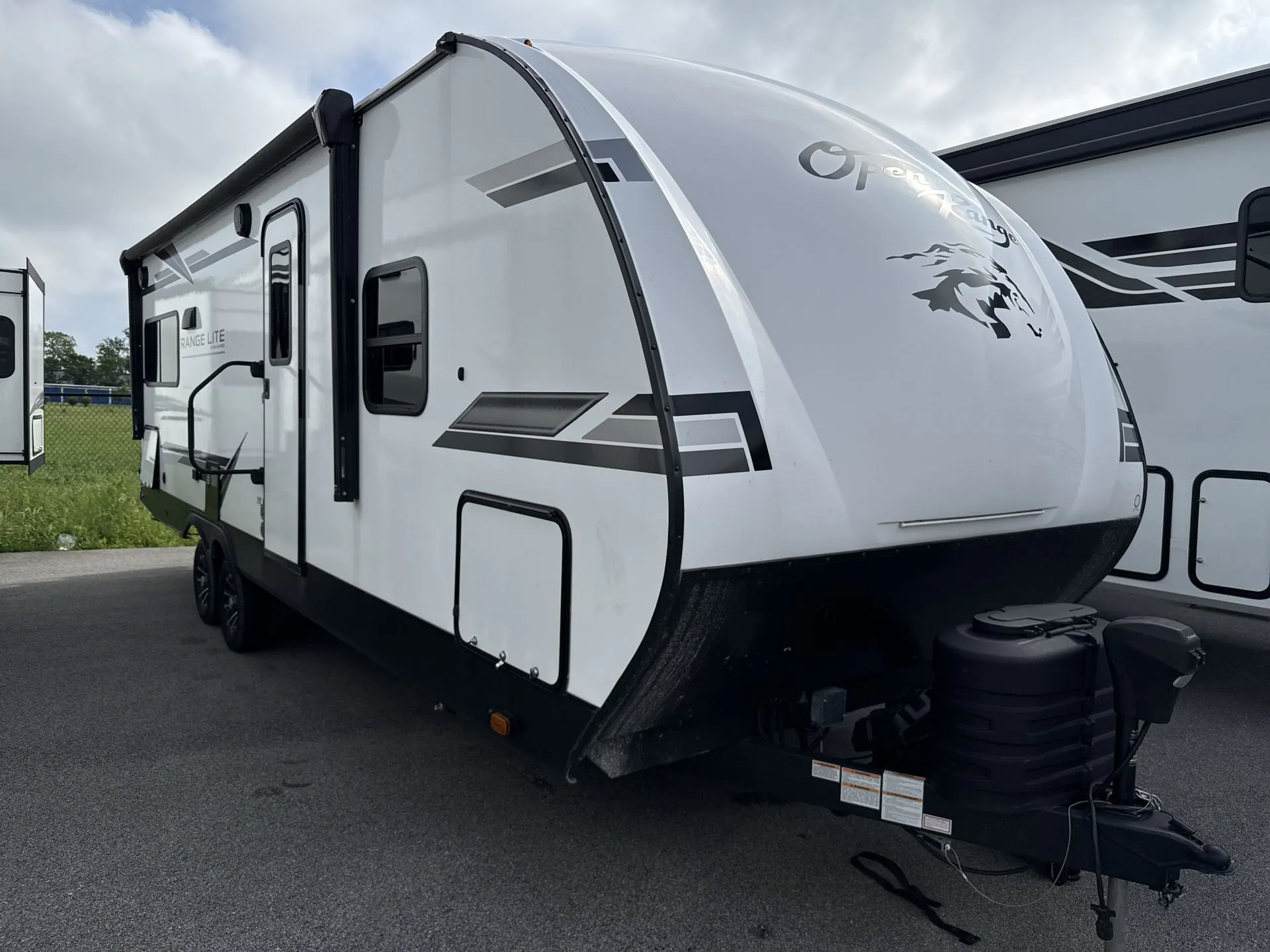 2024 Highland Ridge Range Lite 242RL dealer photo 1 from Blue Compass RV