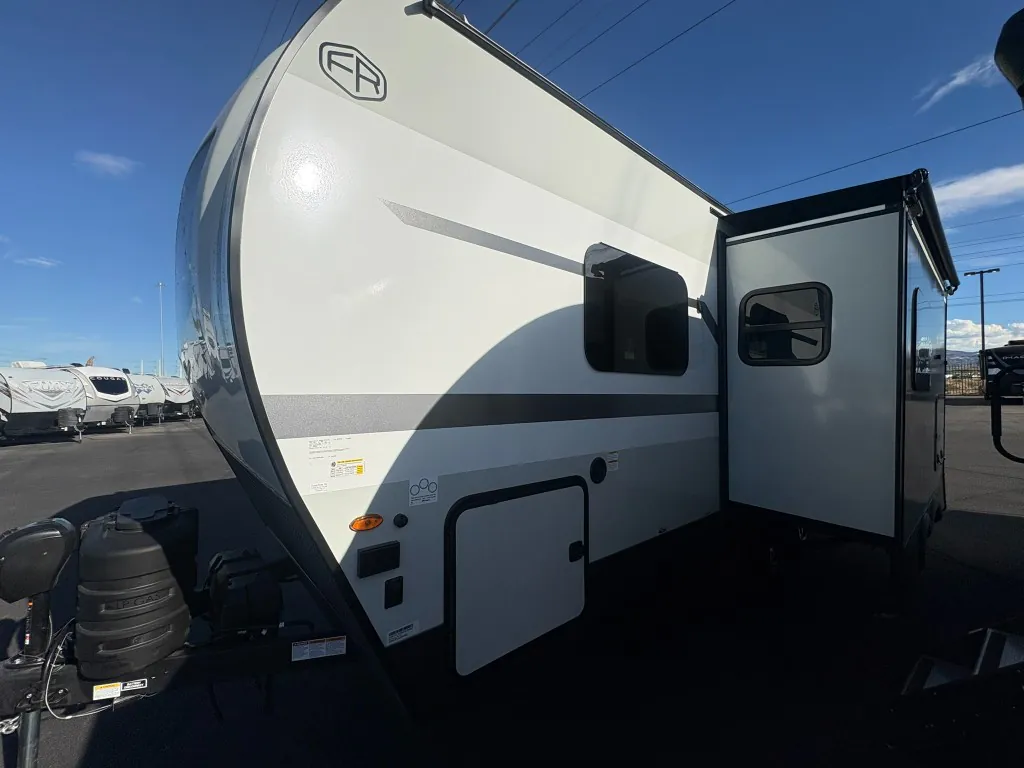 2027 Forest River Flagstaff Micro Lite 25SRB, Photos photo 8