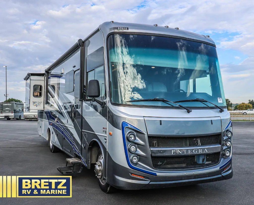 2023 Entegra Coach Vision XL 34B - Photo 2