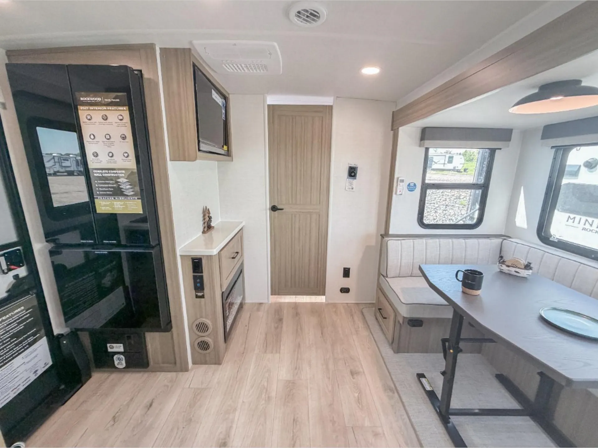 2027 Forest River Rockwood Mini Lite 2506FK - Photo 4