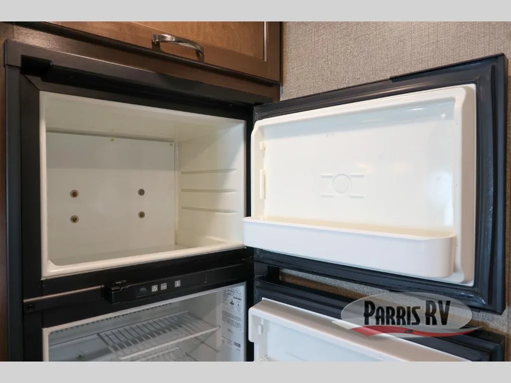 2020 Thor Motor Coach Freedom Traveler A30 - Photo 4