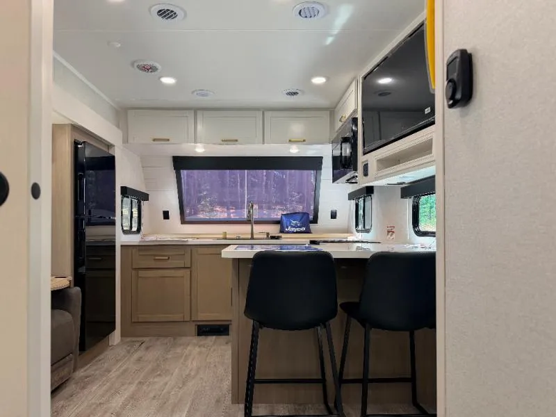 2026 Jayco Eagle HT 265FKDS - Photo 3