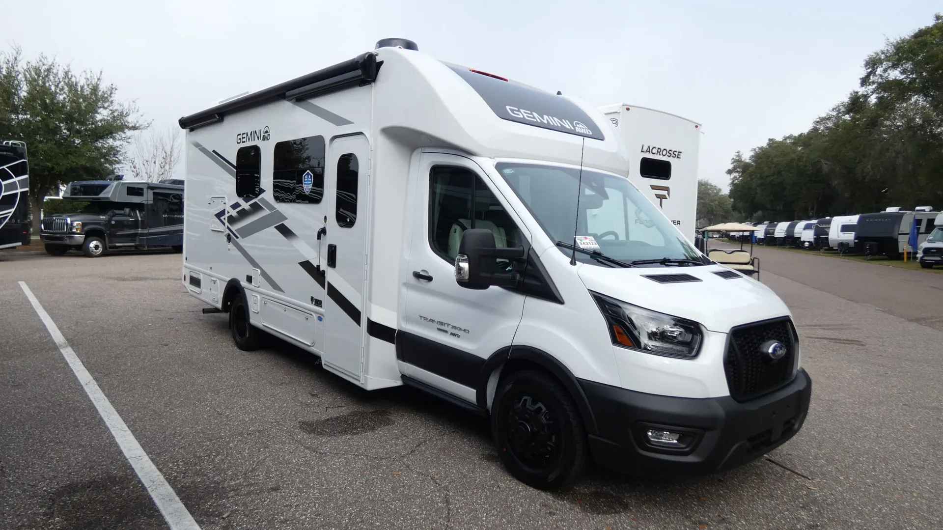 2026 Thor Motor Coach Gemini 24JG - Photo 2