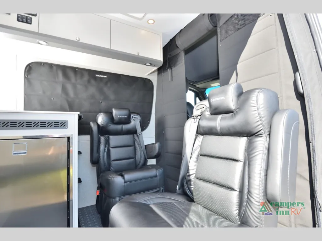 2023 Outside Van Approach 170, Photos photo 6