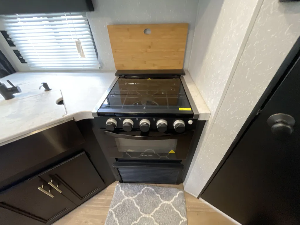 2021 Forest River Cherokee 274BRB, Photos photo 10