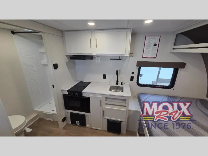 2027 Grand Design TRANSCEND LITE 121RBL - Photo 3