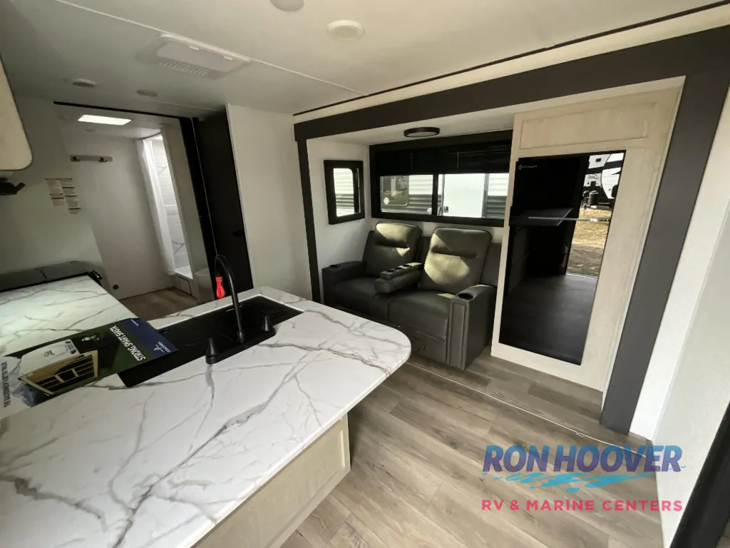 2026 Shasta RVs i-5 Edition 526RBS, Photos photo 5