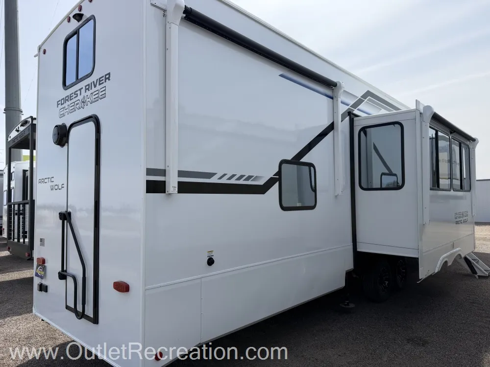2026 Forest River Cherokee Arctic Wolf 38DST - Photo 3
