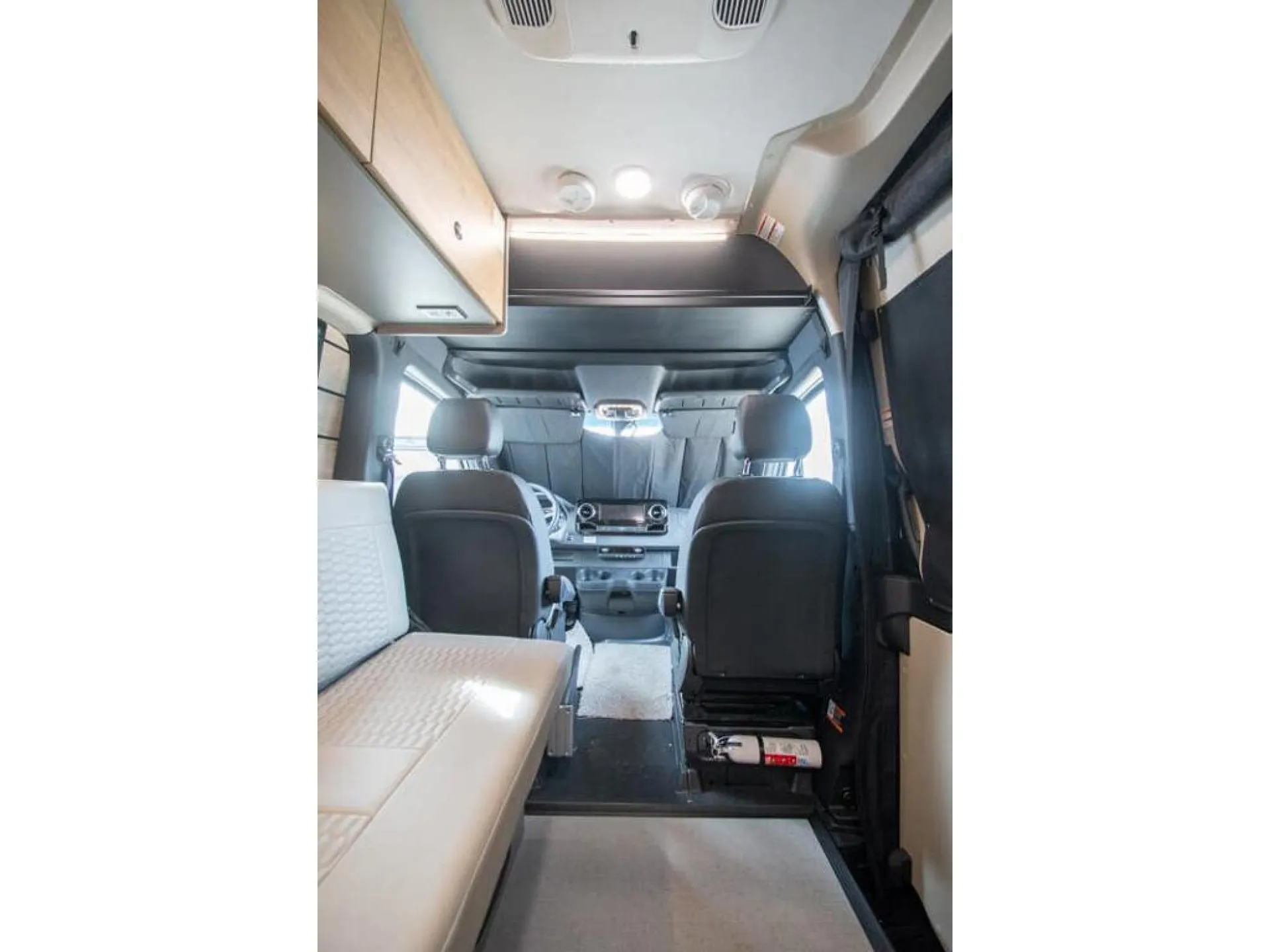 2026 Entegra Coach Launch 19A - Photo 4
