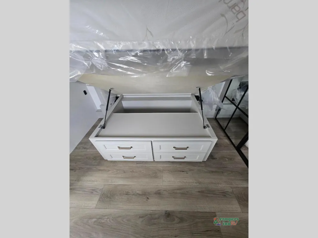 2026 Brinkley Model G 4100, Photos photo 47