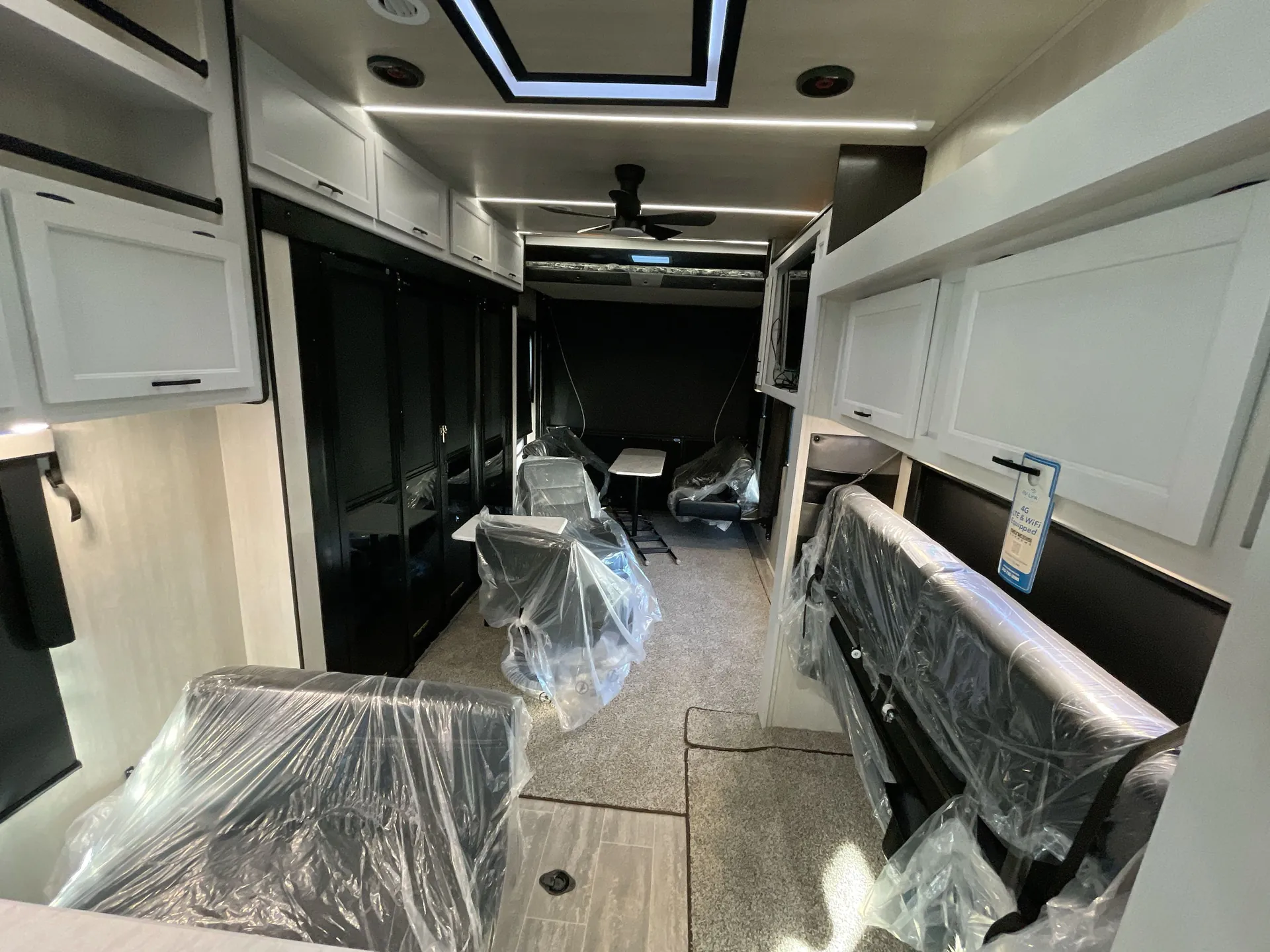 2026 Genesis Supreme Genesis 40CRPXL — living area main