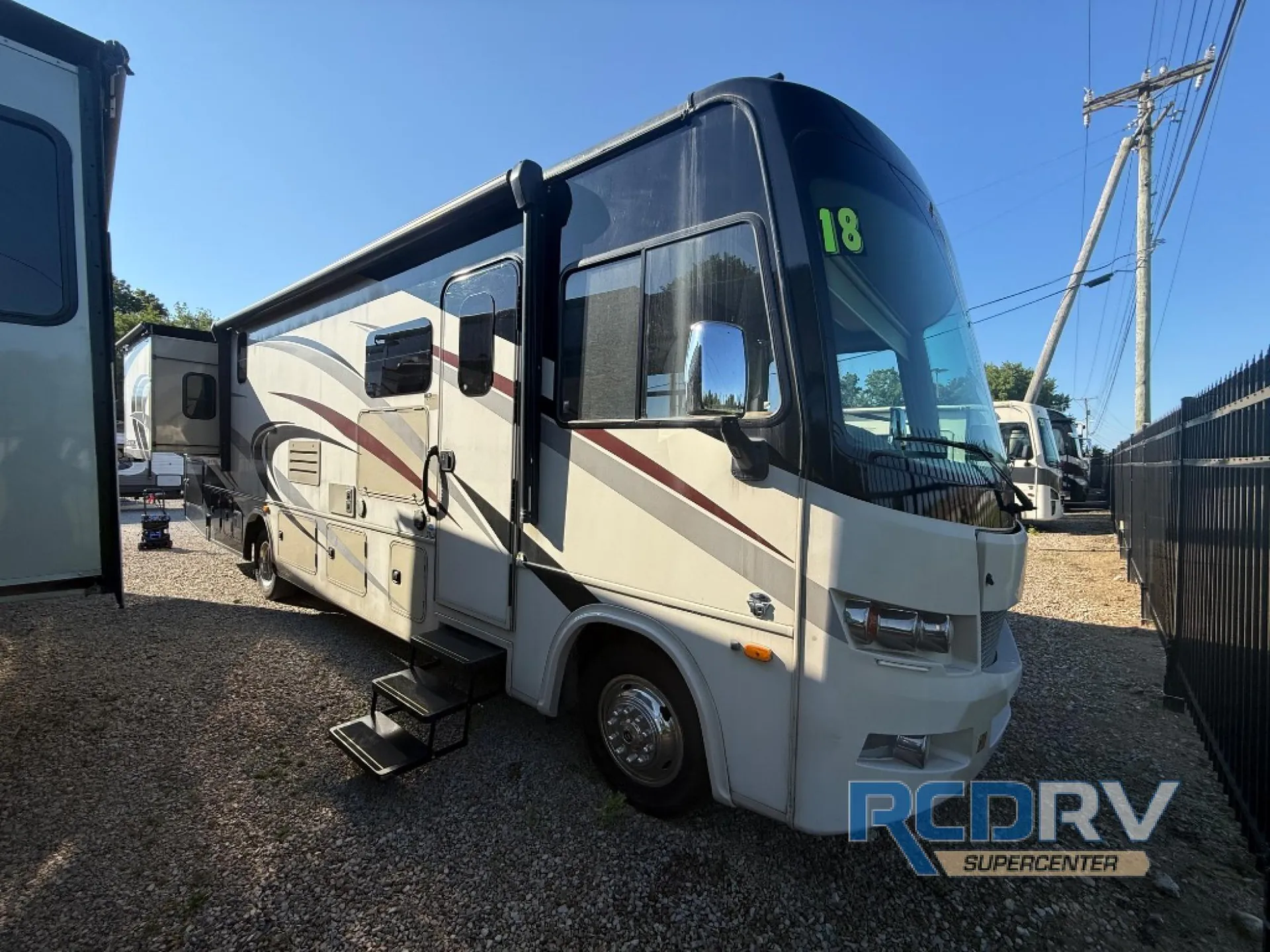 2018 Forest River Georgetown 5 Series 31L5 - Photo 2