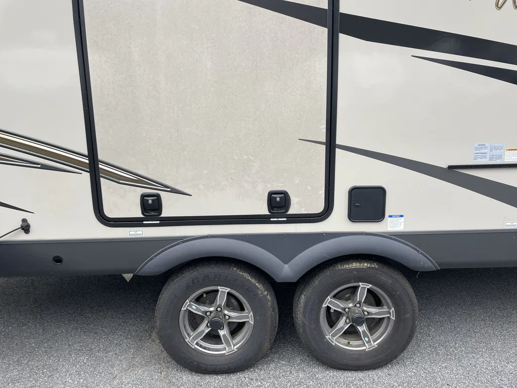 2022 Forest River Rockwood Ultra Lite 2614BS, Photos photo 17