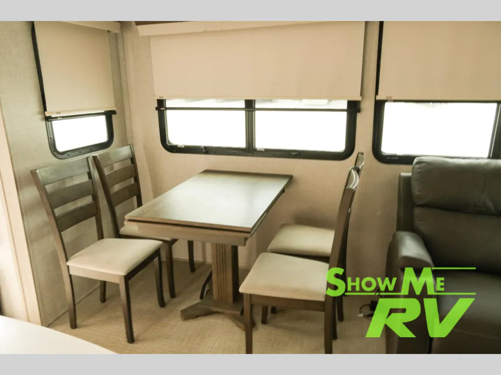 2022 Forest River Rockwood Ultra Lite 2893BS, Photos photo 14