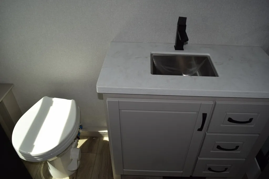 2026 Jayco North Point 395DSDB, Photos photo 22
