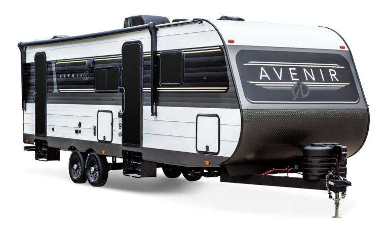 Cruiser RV Avenir 32BH exterior