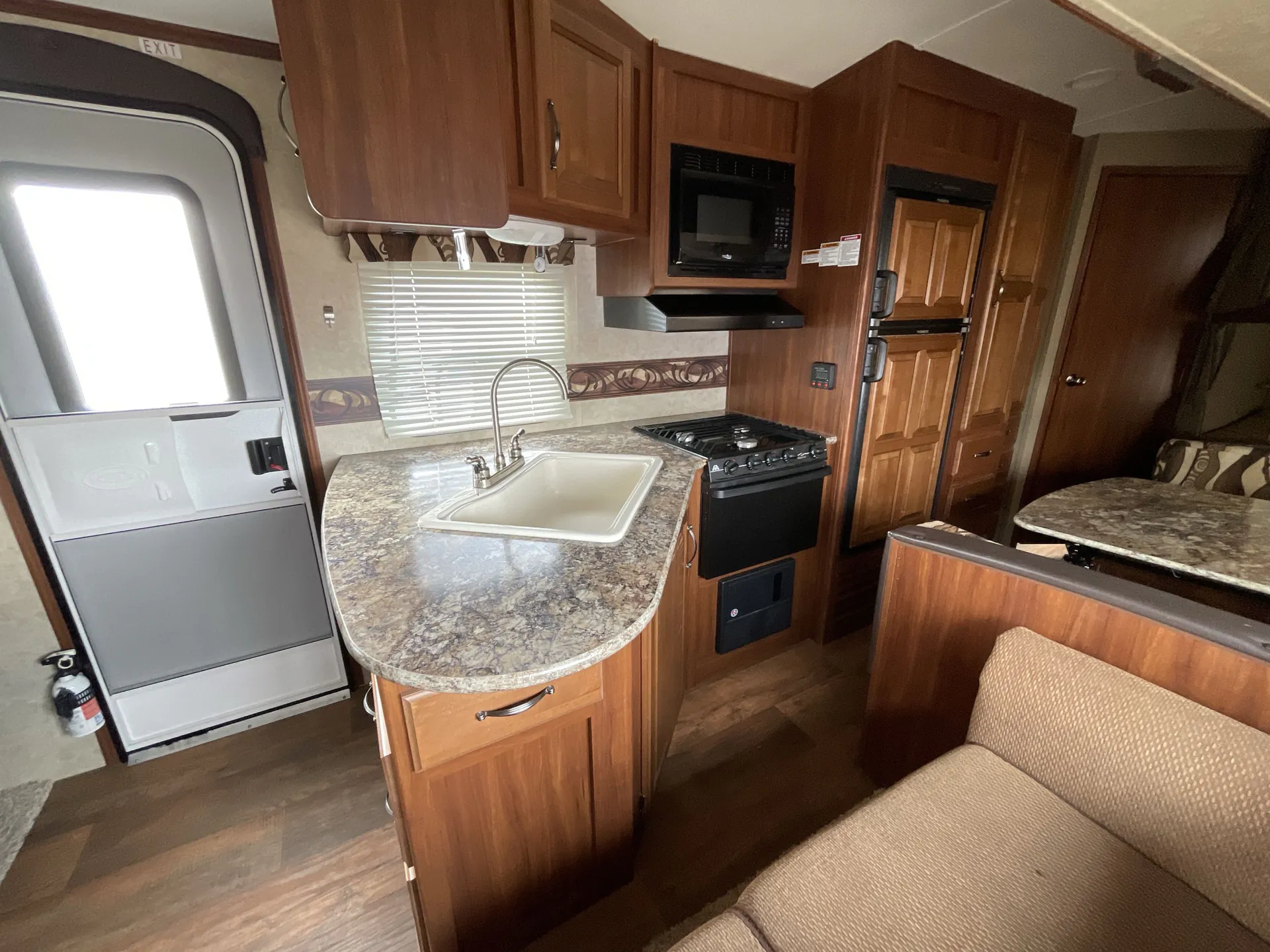 2015 Keystone Cougar XLite 28RBS — living area main