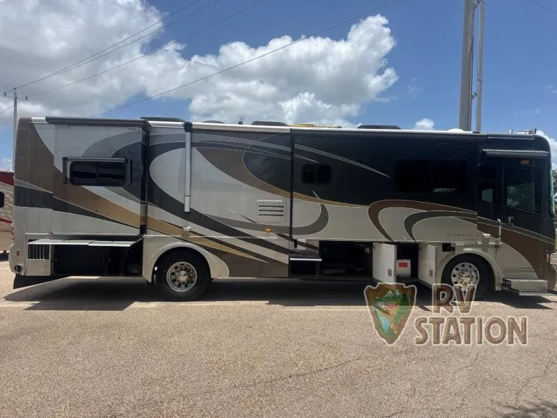 2009 Country Coach Inspire 360 Used    36 Siena - Photo 4