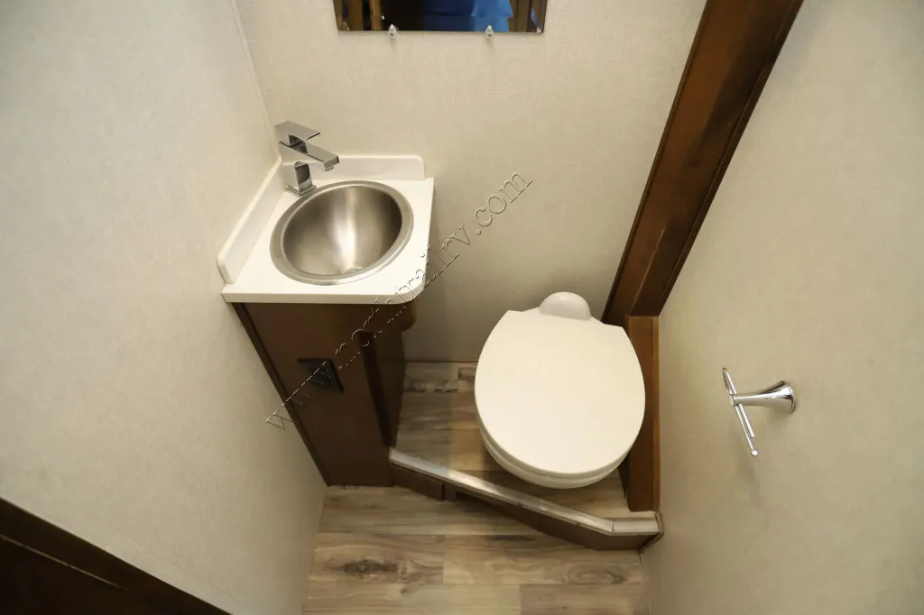 2019 Tiffin Wayfarer 24 TW, Photos photo 7