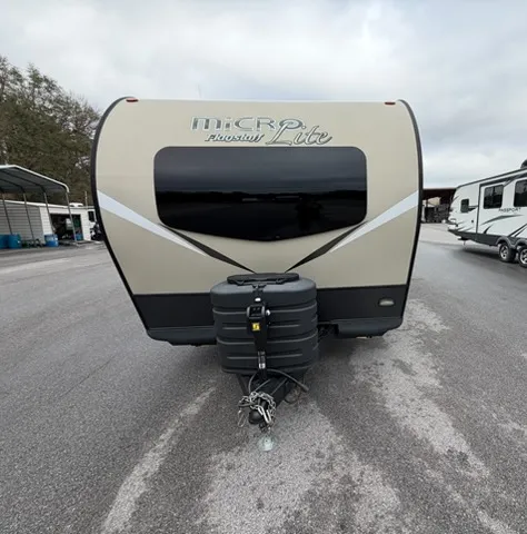 2021 Forest River Flagstaff Micro Lite 21FBRS - Photo 3