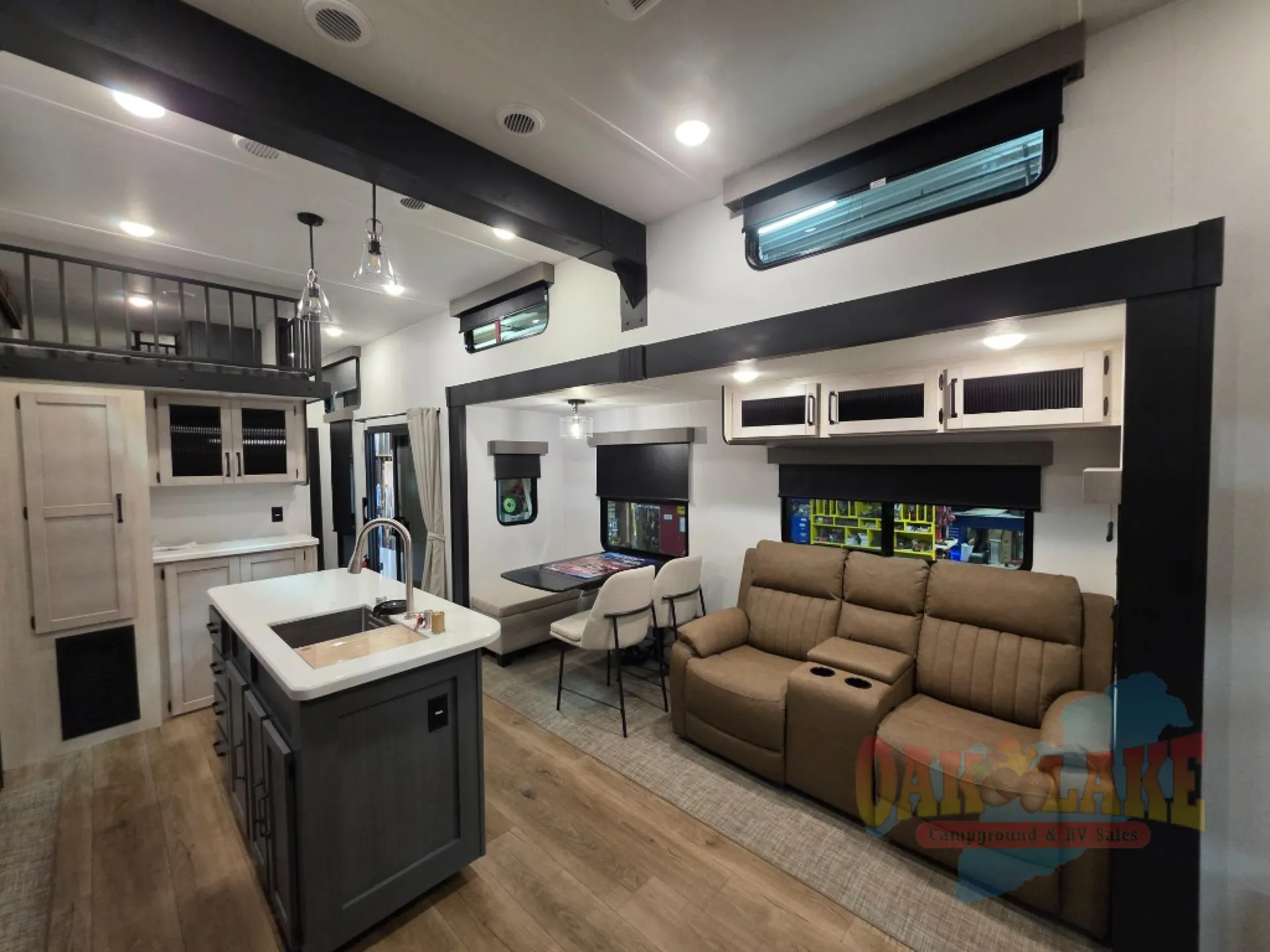 2026 Forest River Puma Vista 401RLFT — Photo 6