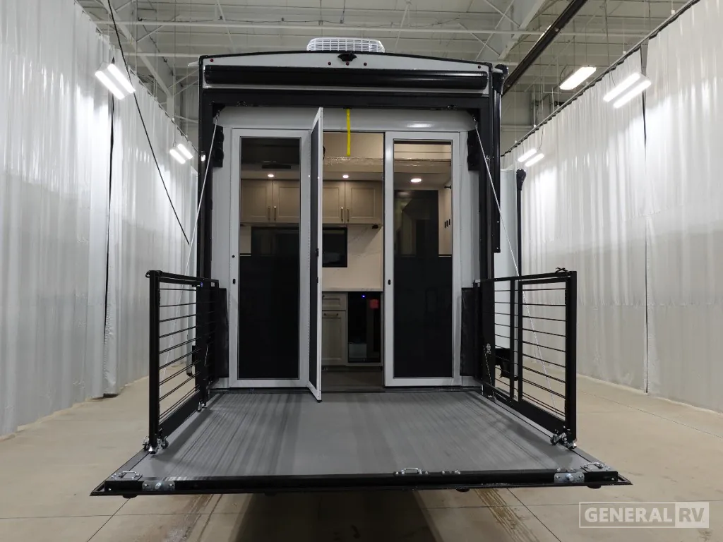 2025 Brinkley Model G 3250, Photos photo 35