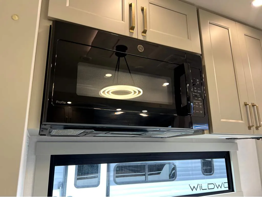 2025 Brinkley Model G 3950, Photos photo 12