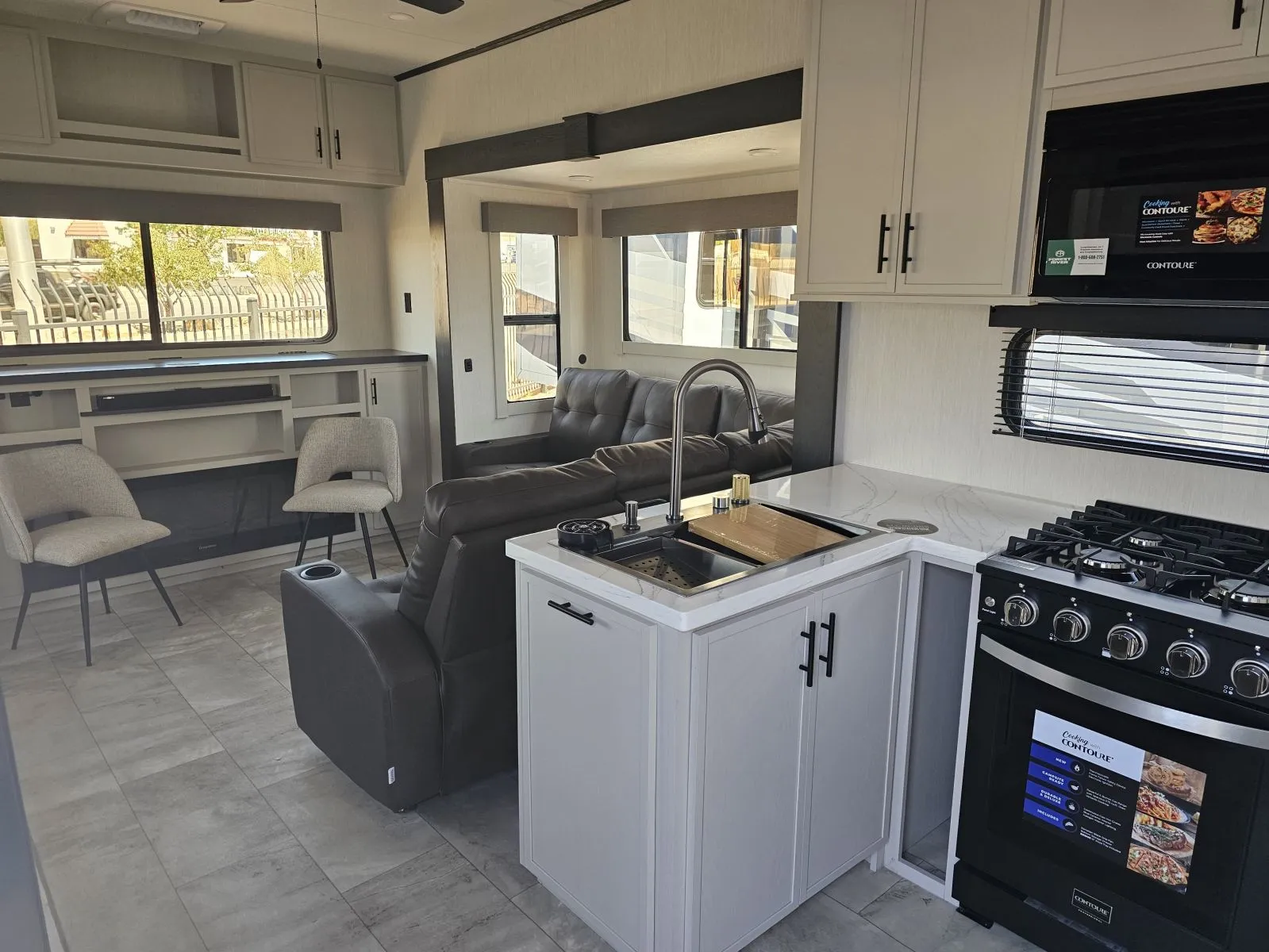 2026 Prime Time SANIBEL 34LOUNGE - Photo 4