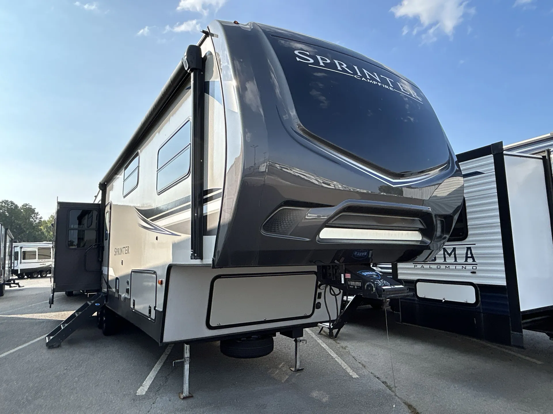2021 Keystone Sprinter Campfire 31MB - Photo 2