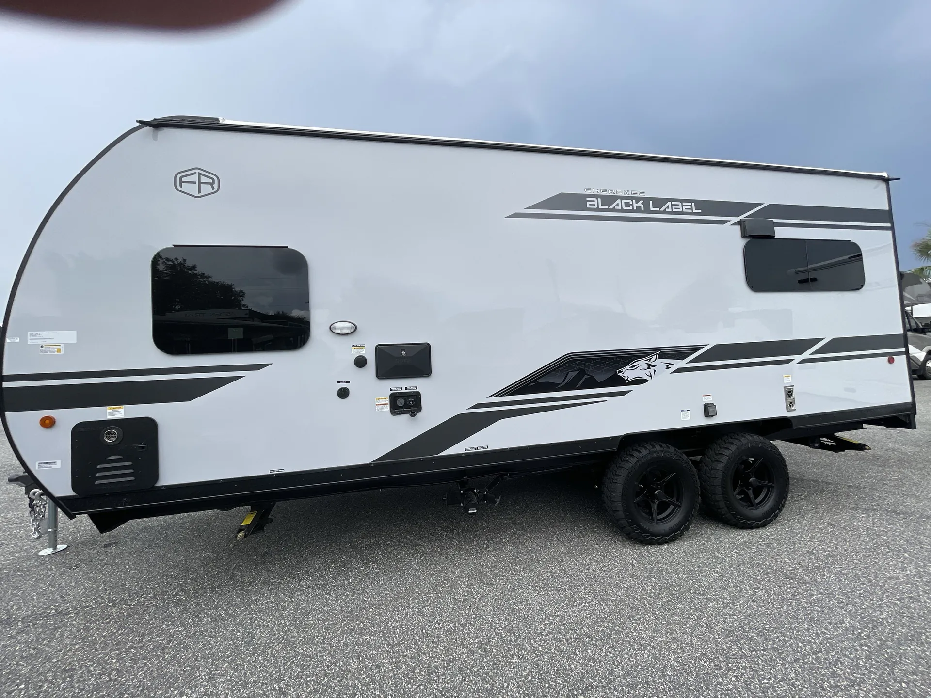 2027 Forest River Cherokee Grey Wolf Black Label 18RRBL — backside