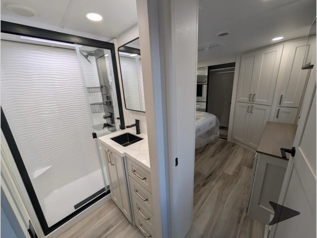 2027 Brinkley Model G 3970, Photos photo 38