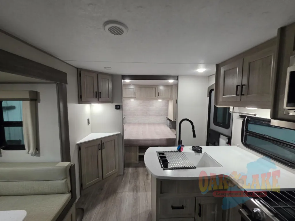2026 Coachmen Catalina Legacy Edition 273DBHCK, Photos photo 20
