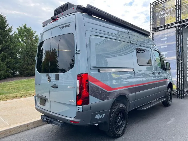 2026 Tiffin Motorhomes GH1 New    19 AV Adventure Van - Photo 2