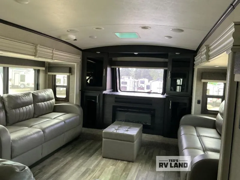 2020 Jayco North Point 381FLWS - Photo 4