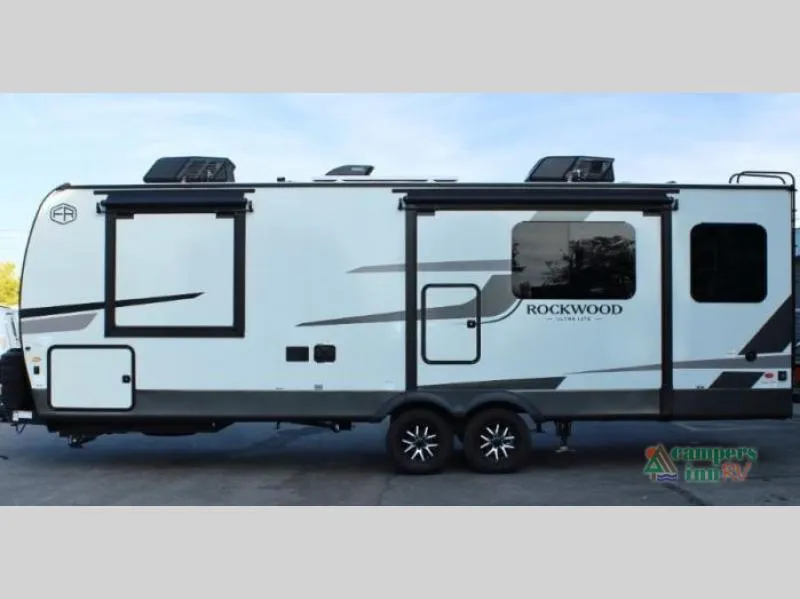 2026 Forest River Rockwood Ultra Lite 2618RD - Photo 3