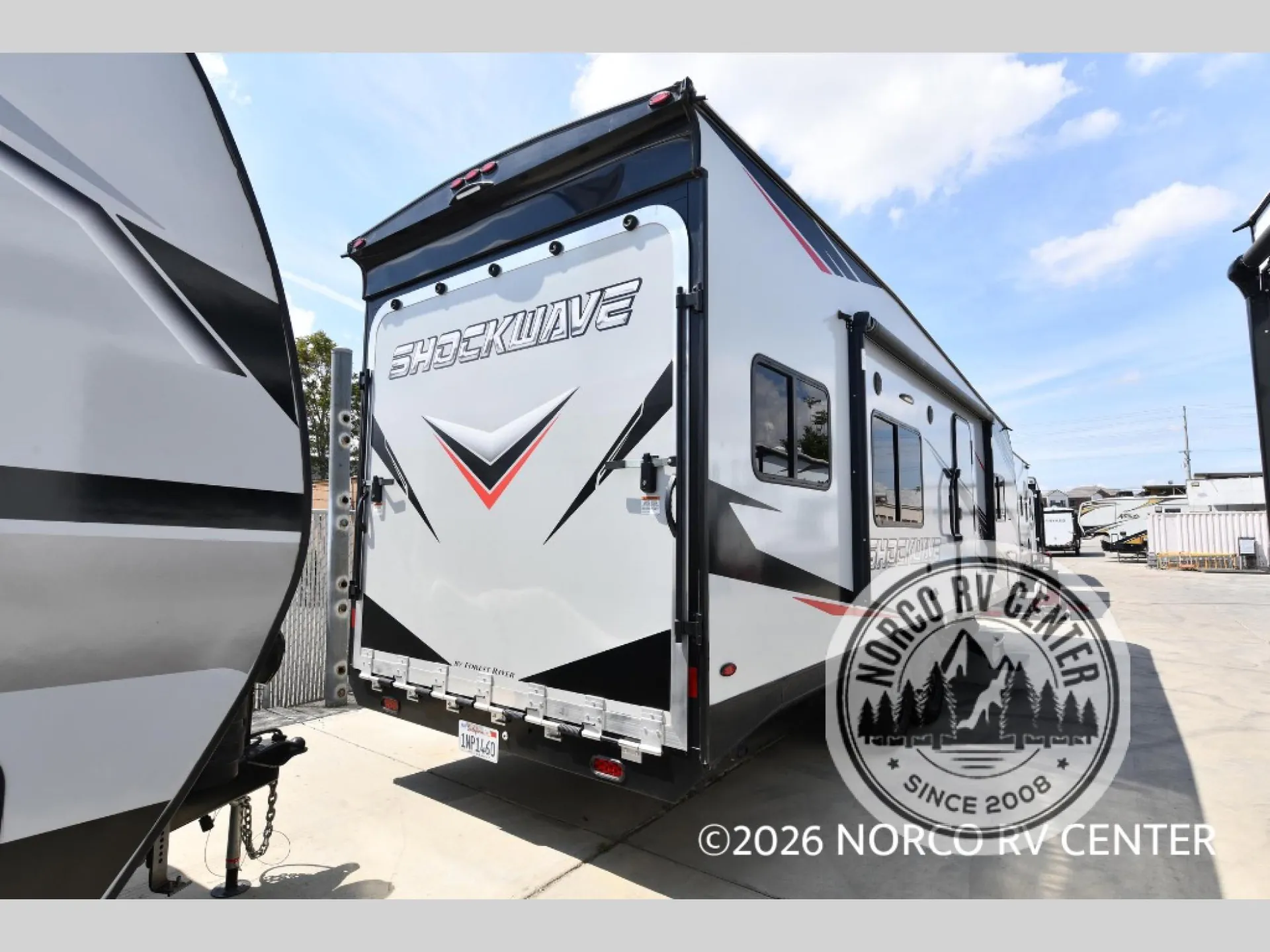 2021 Forest River Shockwave 24RQGMX - Photo 4