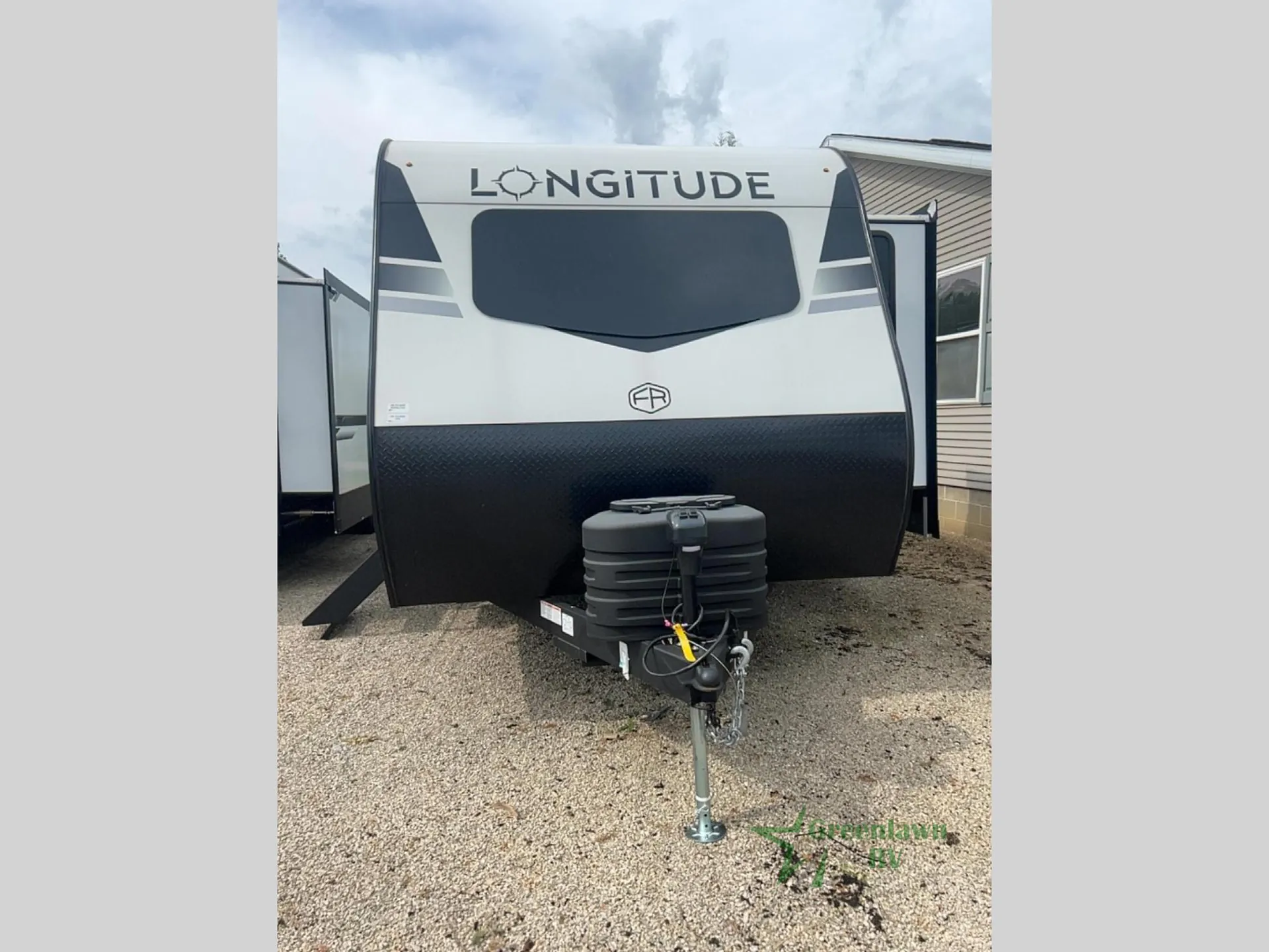 2026 East to West Longitude 230FK - Photo 4