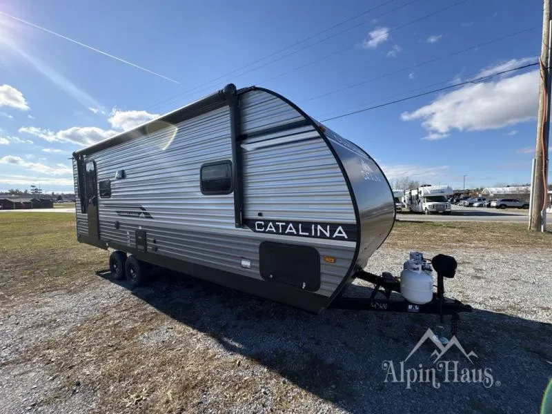 2026 Coachmen Catalina Summit Series 8 231MKS - Photo 3