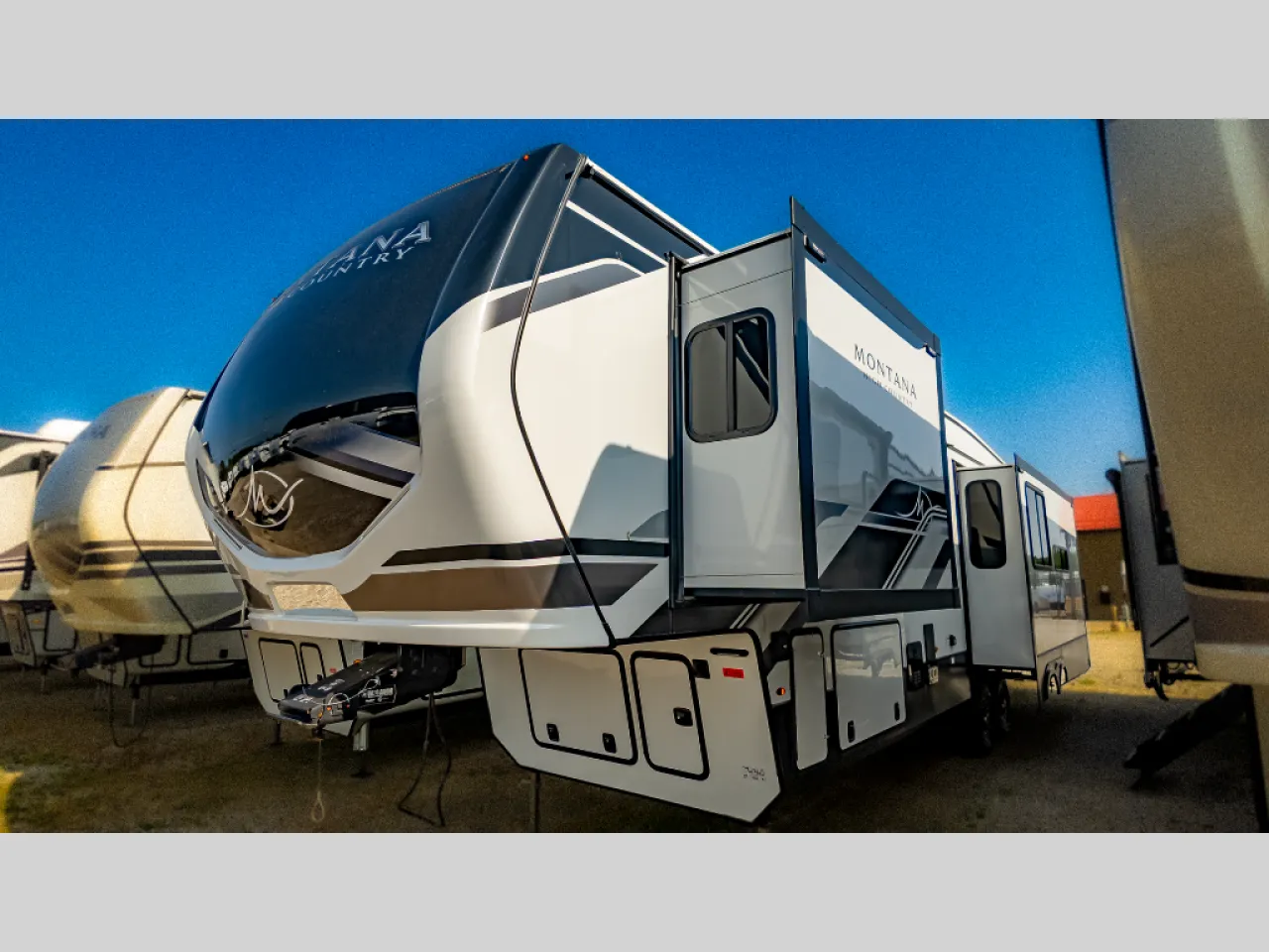2025 Keystone Montana High Country 325RK - Photo 4